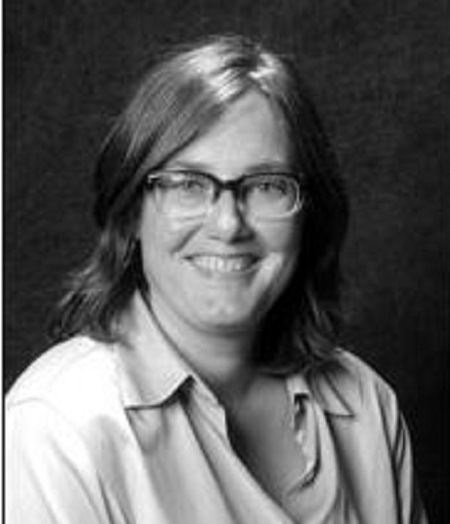 Author and editor, Alyssa Adams Is Living a Single Life